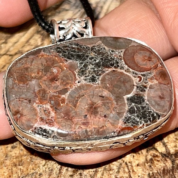 Peanut Obsidian Perlite Pendant 1 1/2”x 1 1/2” - Picture 7 of 17
